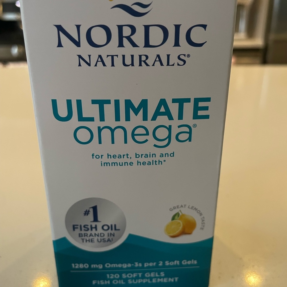 Ultimate Omega Supplement - White and Blue